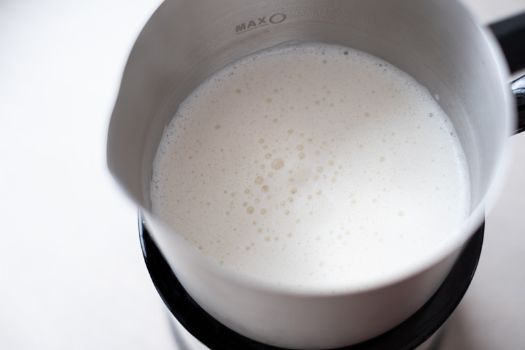 Buying Guide Features To Consider Before Buying The Best Milk Frother For Oat Milk