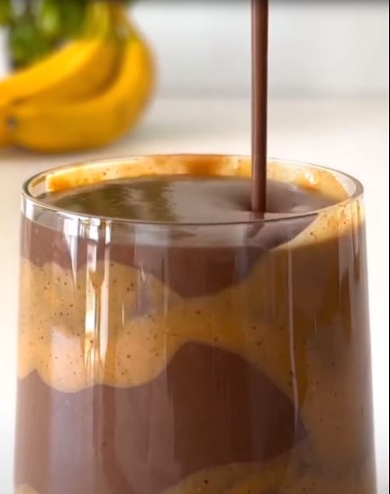 Chocolate Peanut Butter Smoothie Recipe Image