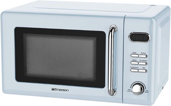 Emerson 0.7 Cu Ft Retro Digital Microwave Oven